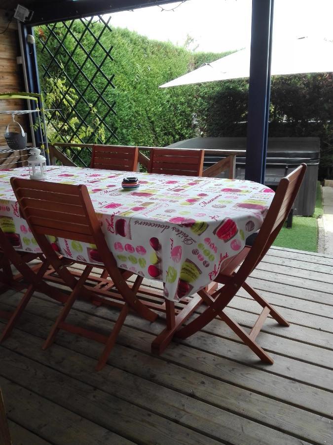 Chalet Zure Ondoan - Spa Et Piscine Chauffee Tarnos Εξωτερικό φωτογραφία
